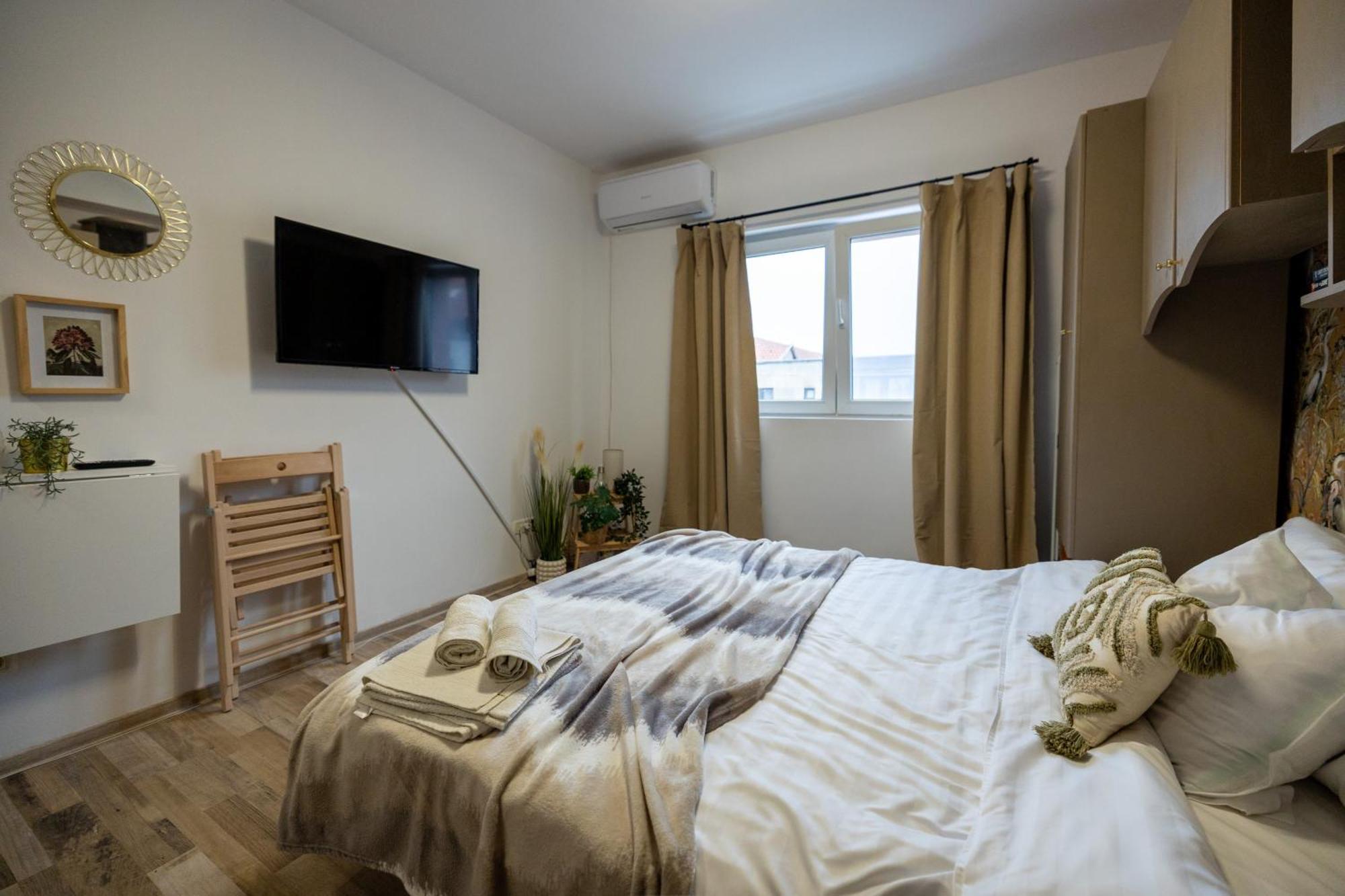 Cozy Studio Retreat - Quiet, Premium Stay ทิมิชัวรา ภายนอก รูปภาพ