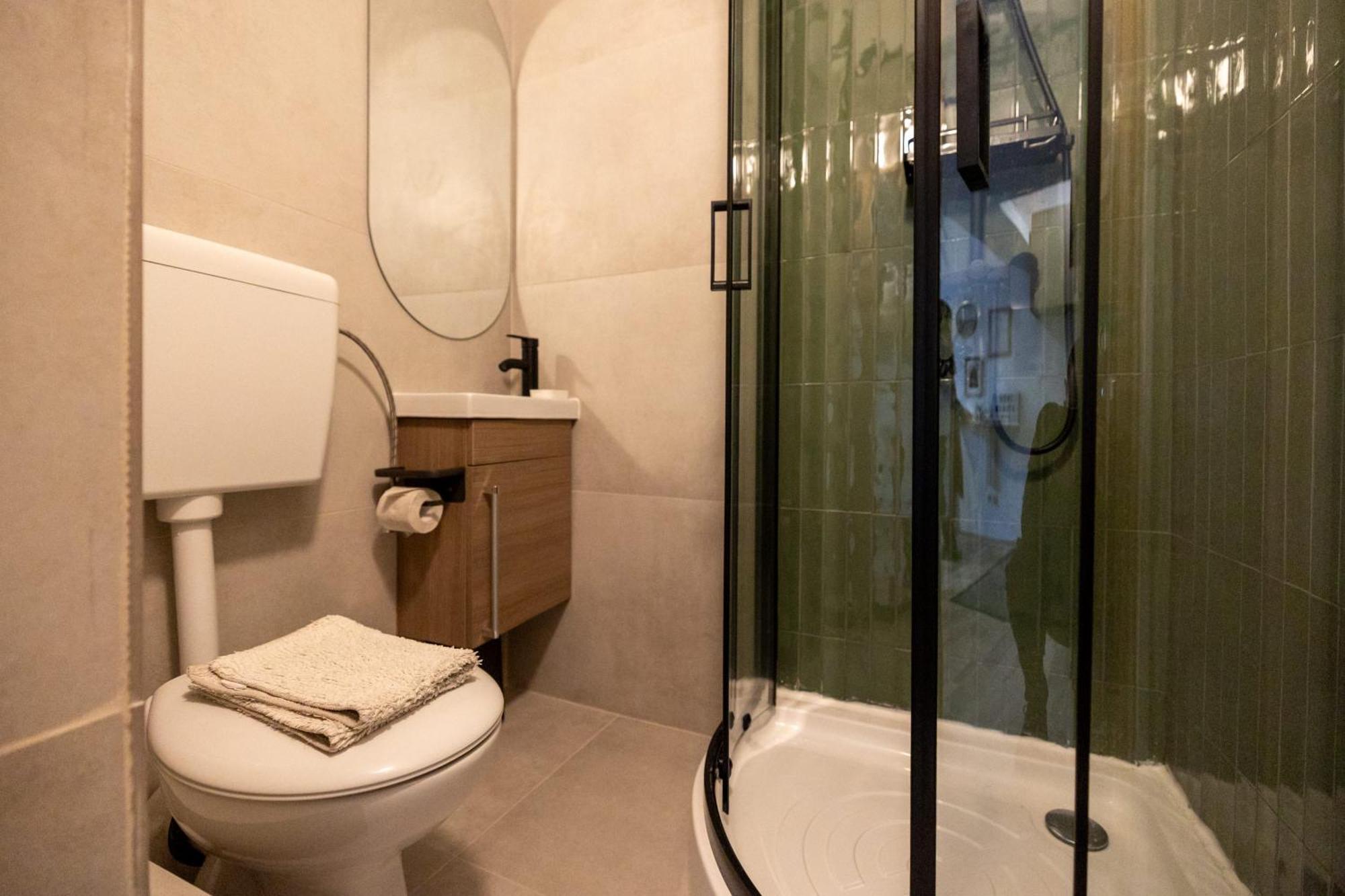Cozy Studio Retreat - Quiet, Premium Stay ทิมิชัวรา ภายนอก รูปภาพ